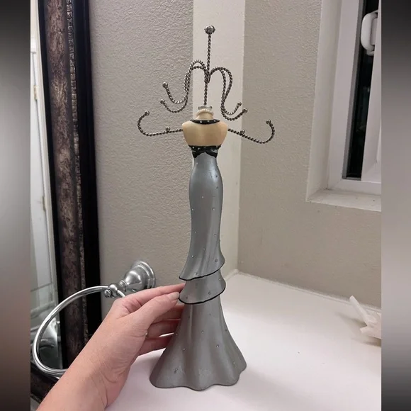 Necklace holder stand - Picture 5 of 5